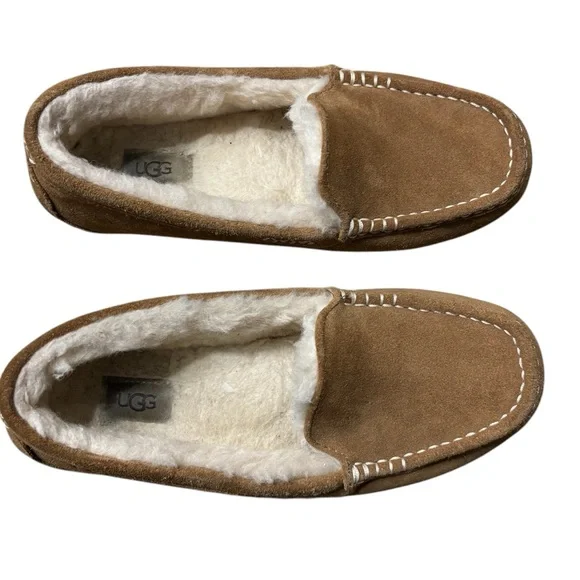 UGG Ansley Suede Moccasin Slippers in Chestnut Size 10 -- SUPER COMFY! - Picture 3 of 9